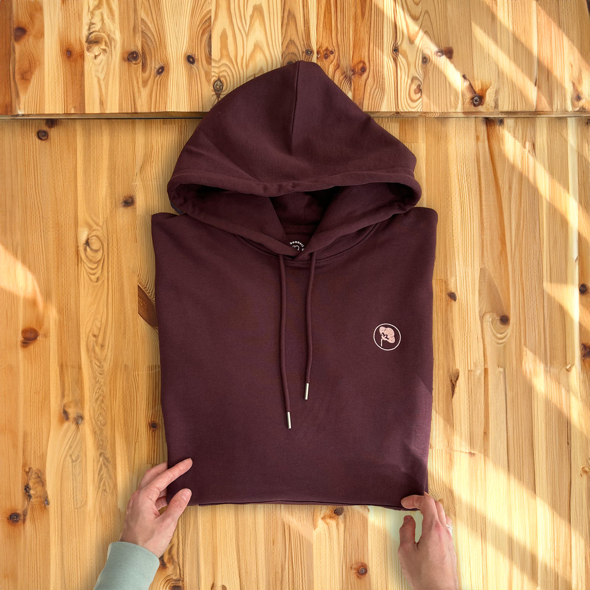 Hoodie 350 logo bordado | 100% algodón orgánico